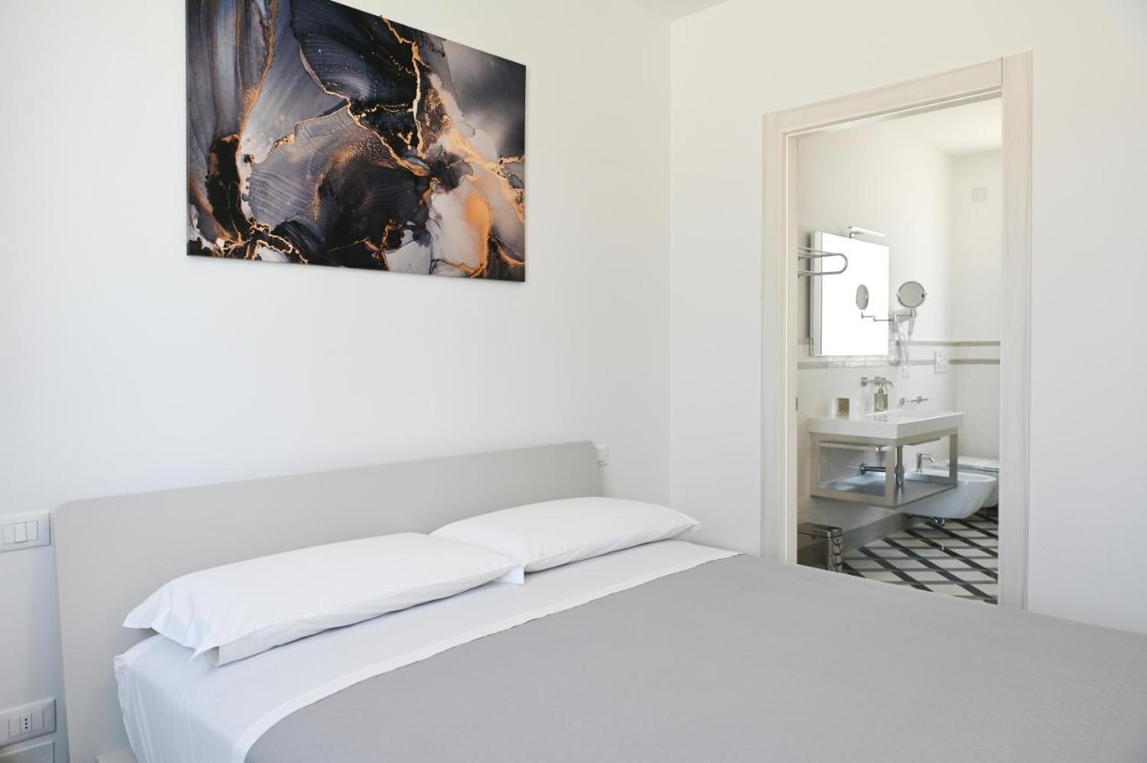 Perle Marine Suite Apartments Castro  Экстерьер фото