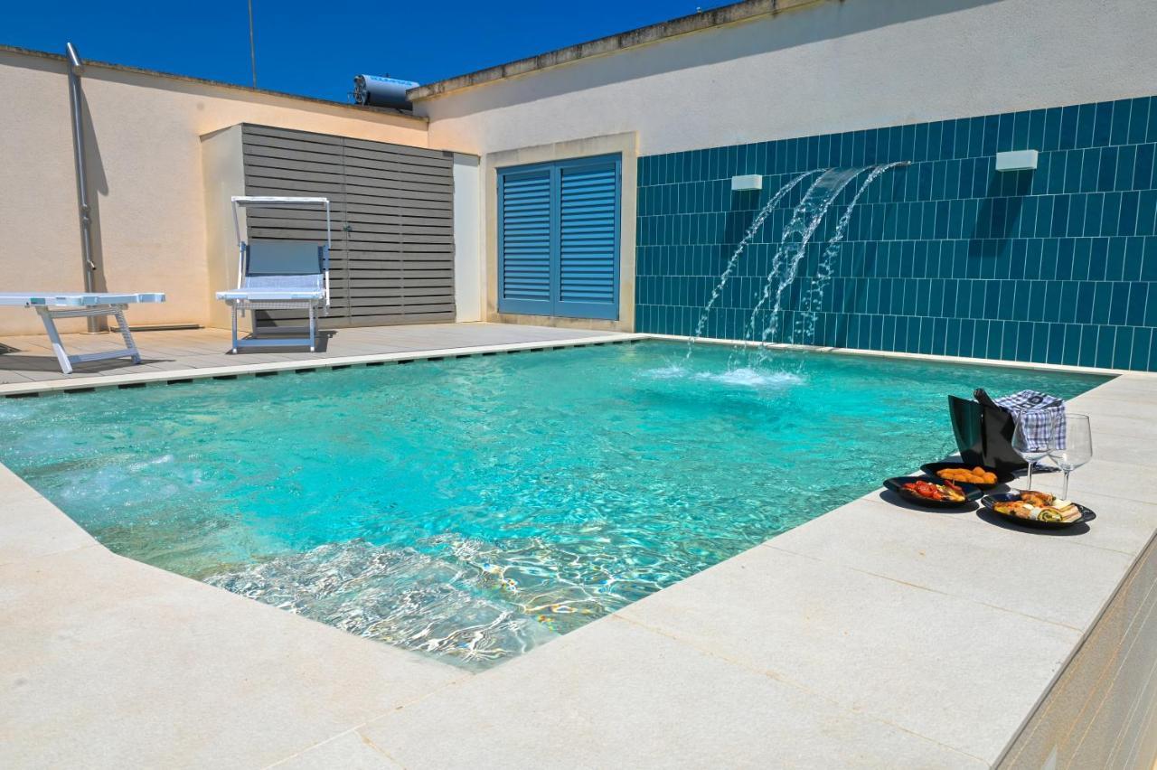 Perle Marine Suite Apartments Castro  Экстерьер фото
