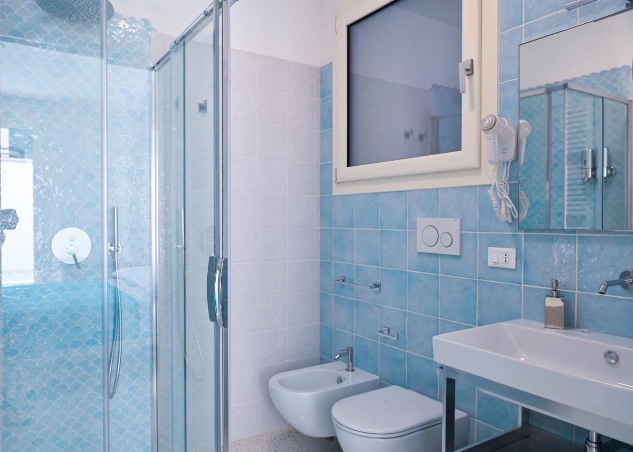 Perle Marine Suite Apartments Castro  Экстерьер фото