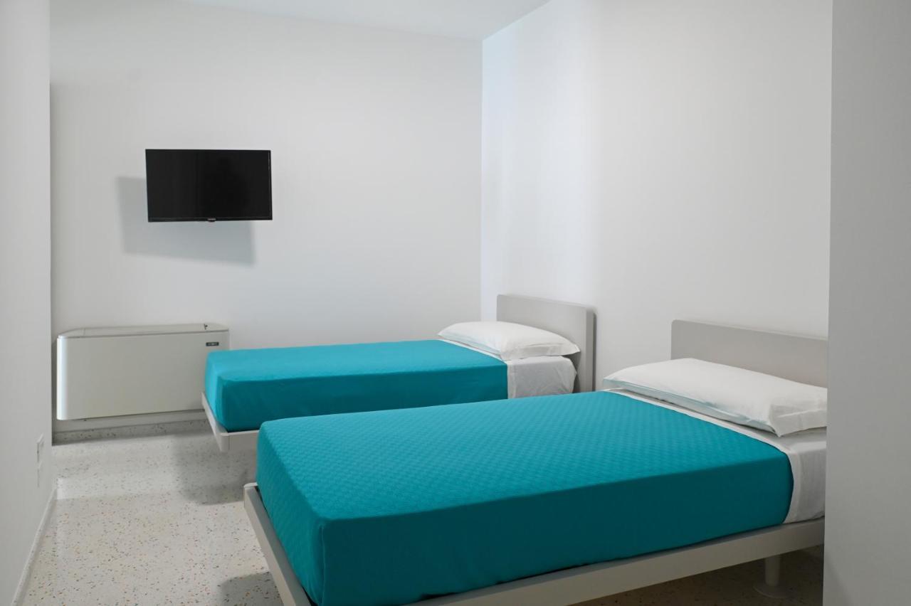 Perle Marine Suite Apartments Castro  Экстерьер фото