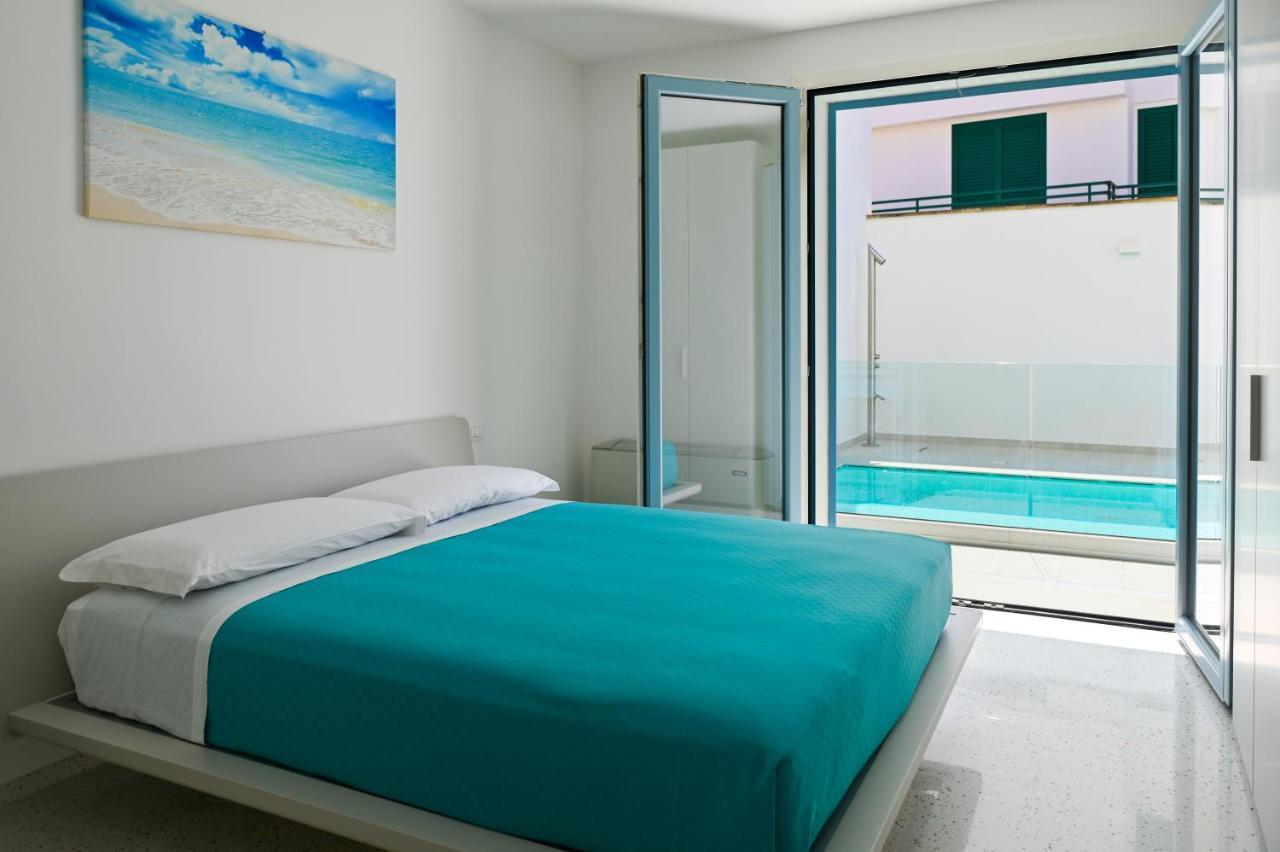 Perle Marine Suite Apartments Castro  Экстерьер фото